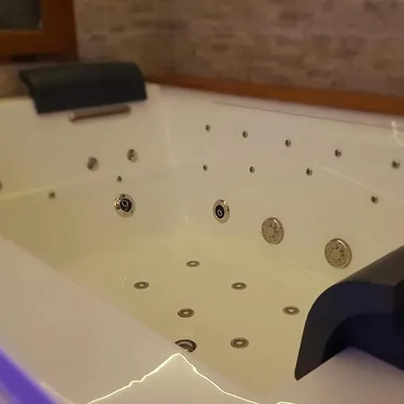 Camilla - Wide - Exclusive Pool بيت للعطل لوكا